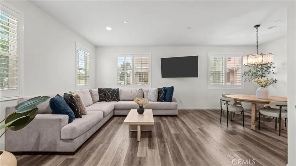 1201 Garnet Court Colton, CA 92324