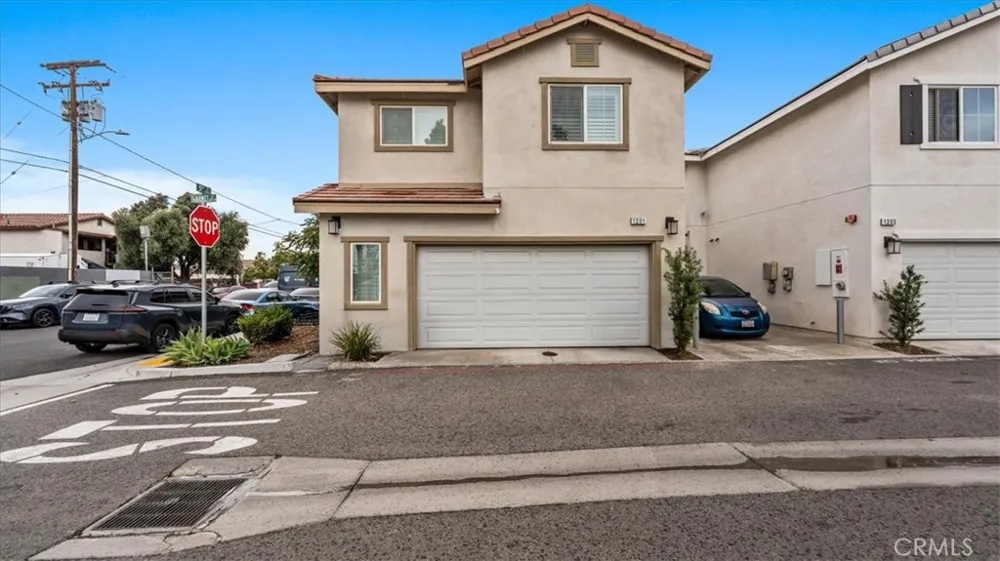 1201 Garnet Court Colton, CA 92324