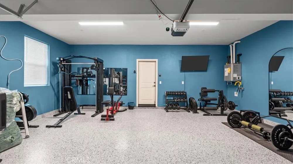 1201 Garnet Court Colton, CA 92324