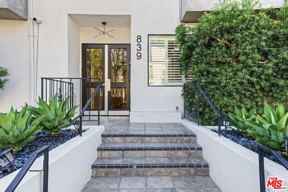 839 Larrabee Street #2 West Hollywood, CA 90069