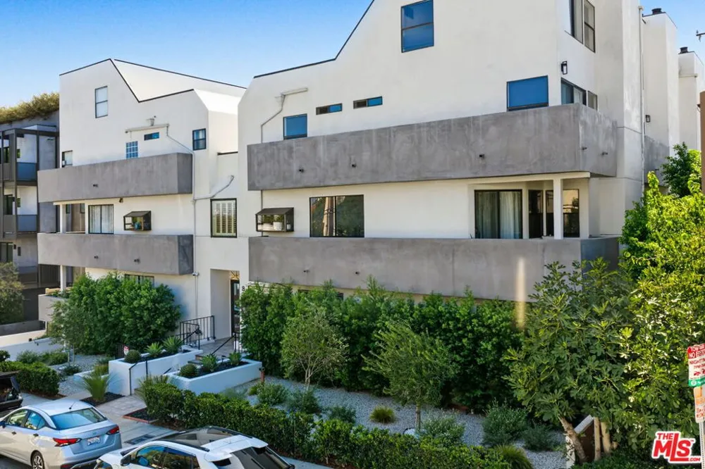839 Larrabee Street #2 West Hollywood, CA 90069