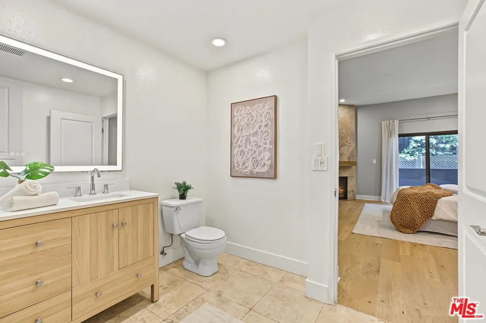 839 Larrabee Street #2 West Hollywood, CA 90069