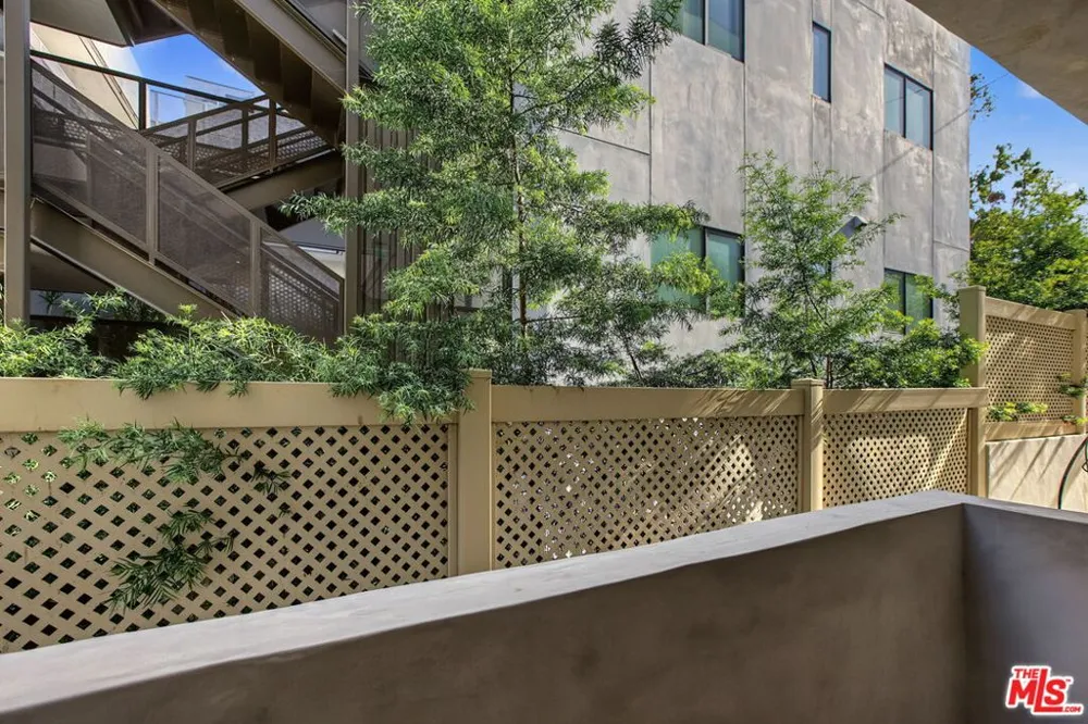 839 Larrabee Street #2 West Hollywood, CA 90069