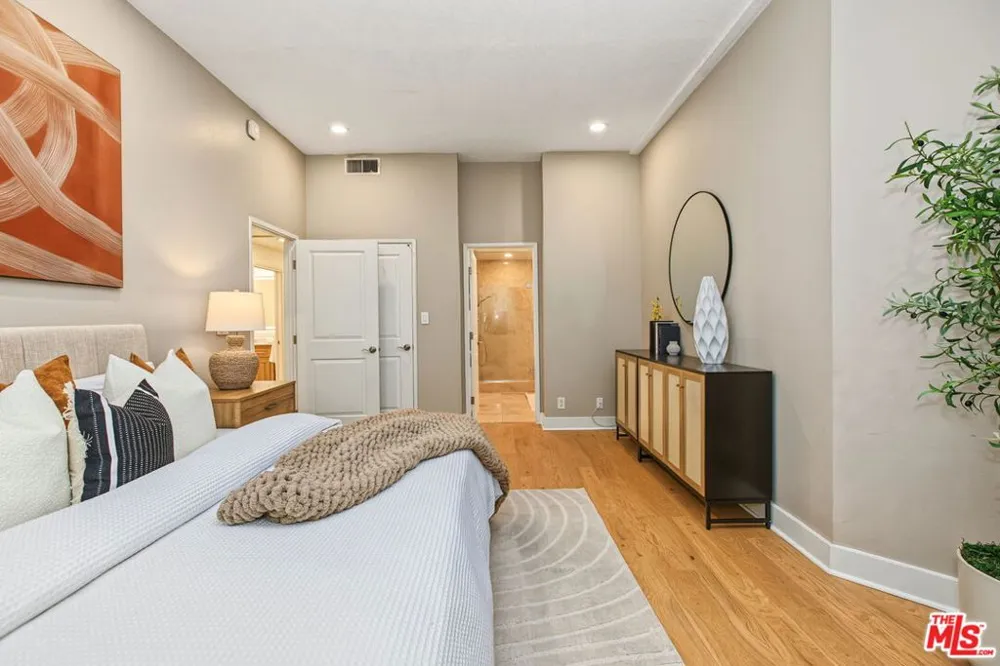 839 Larrabee Street #2 West Hollywood, CA 90069