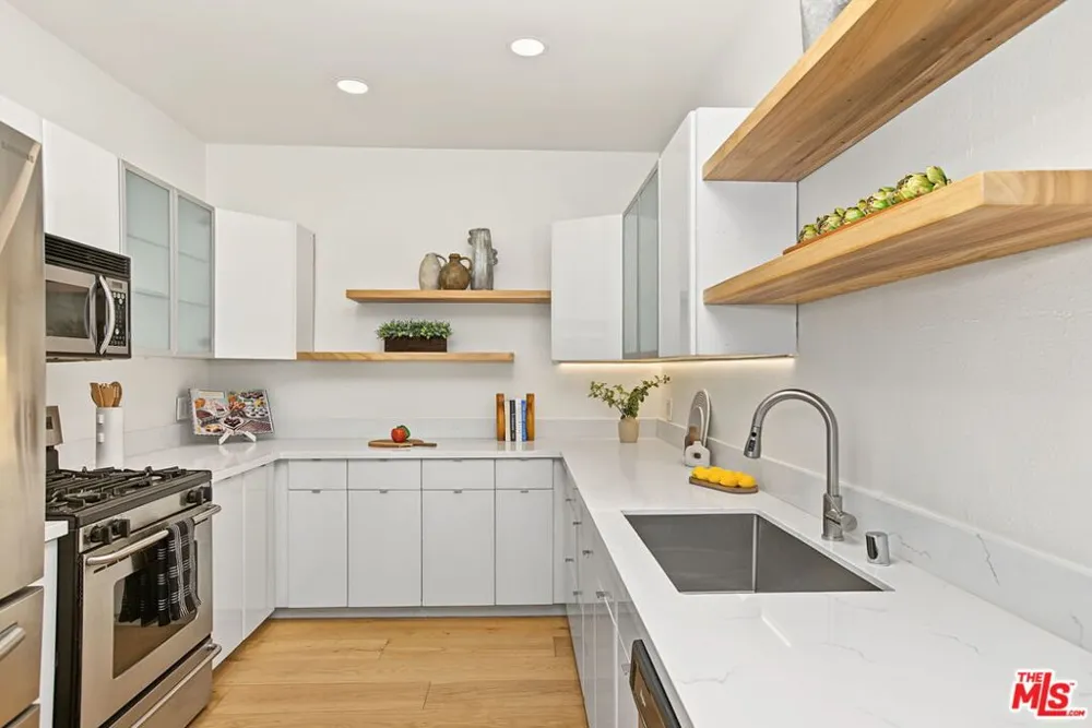 839 Larrabee Street #2 West Hollywood, CA 90069