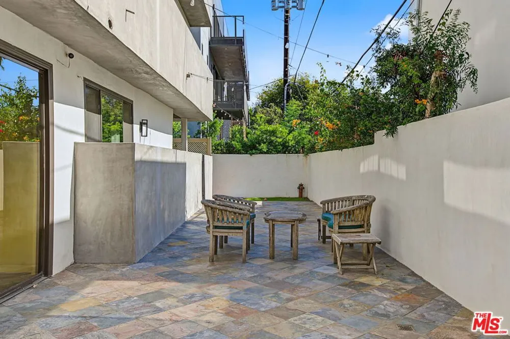 839 Larrabee Street #2 West Hollywood, CA 90069