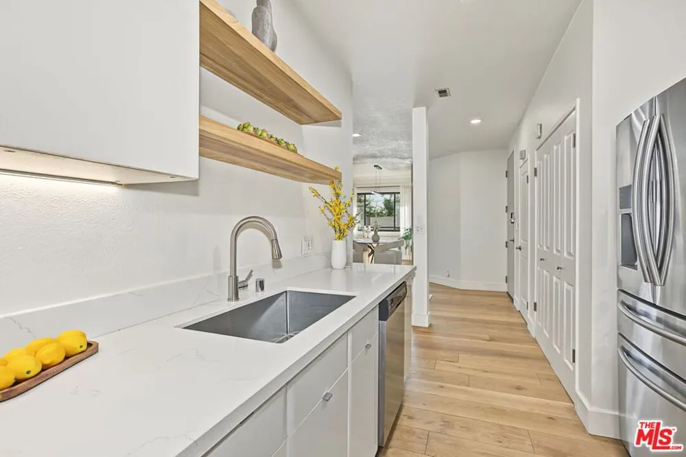 839 Larrabee Street #2 West Hollywood, CA 90069