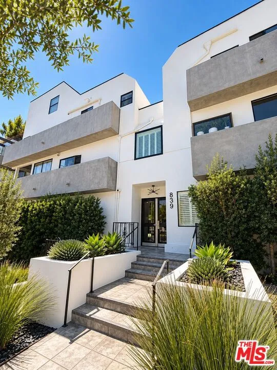 839 Larrabee Street #2 West Hollywood, CA 90069