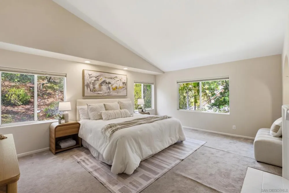 12504 Cypress Woods San Diego, CA 92131