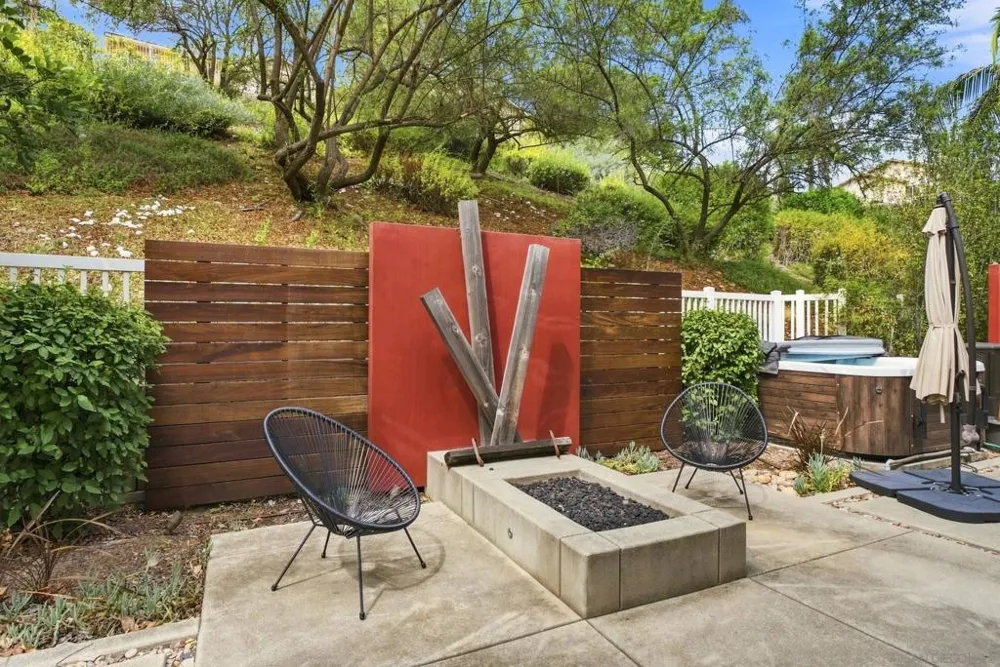 12504 Cypress Woods San Diego, CA 92131
