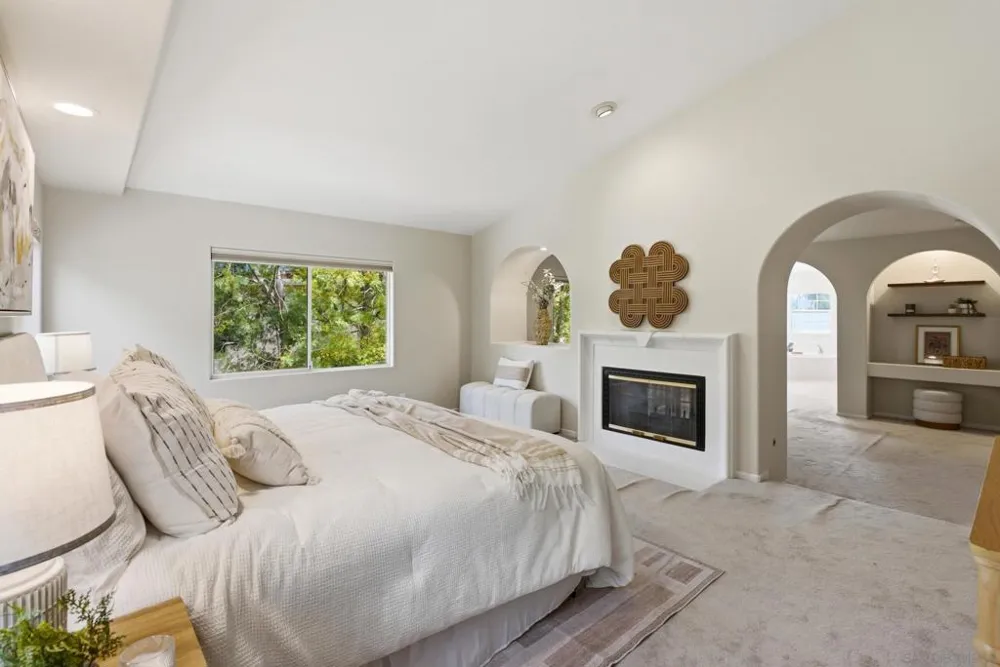 12504 Cypress Woods San Diego, CA 92131