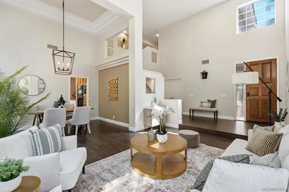 12504 Cypress Woods San Diego, CA 92131
