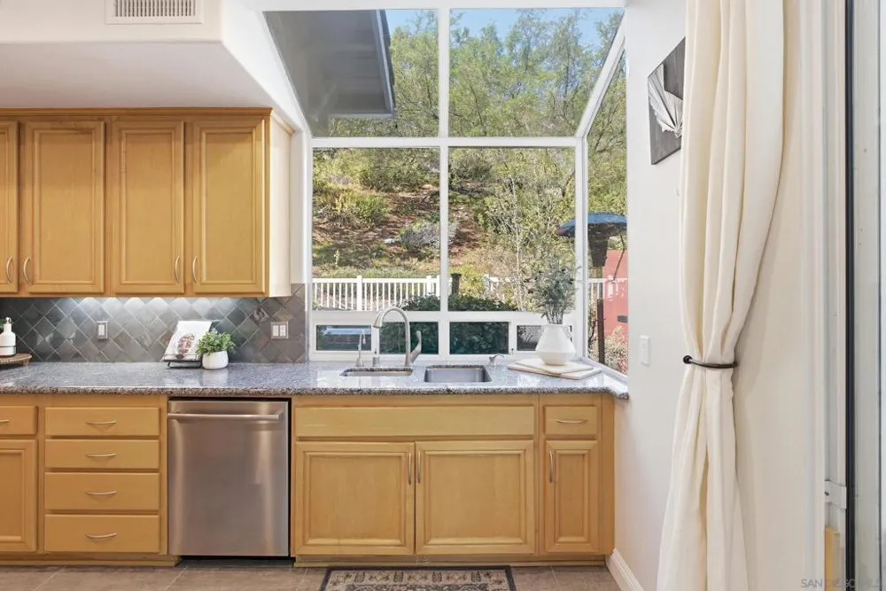 12504 Cypress Woods San Diego, CA 92131