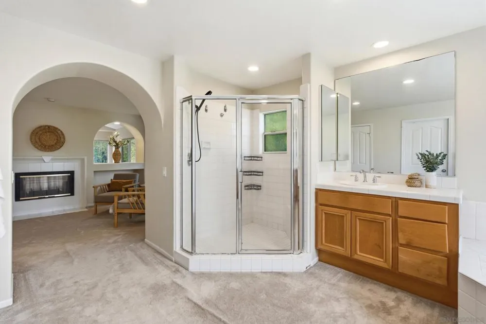 12504 Cypress Woods San Diego, CA 92131