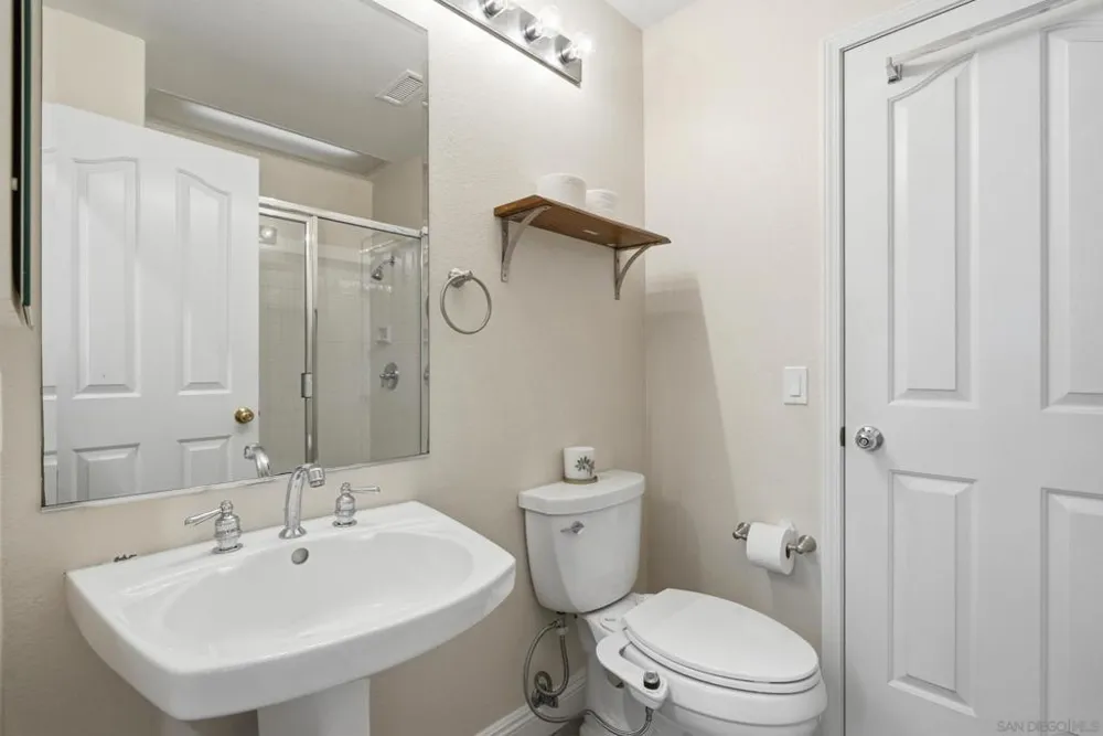 12504 Cypress Woods San Diego, CA 92131
