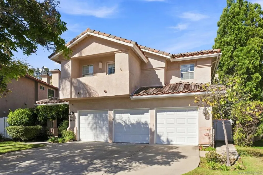 12504 Cypress Woods San Diego, CA 92131