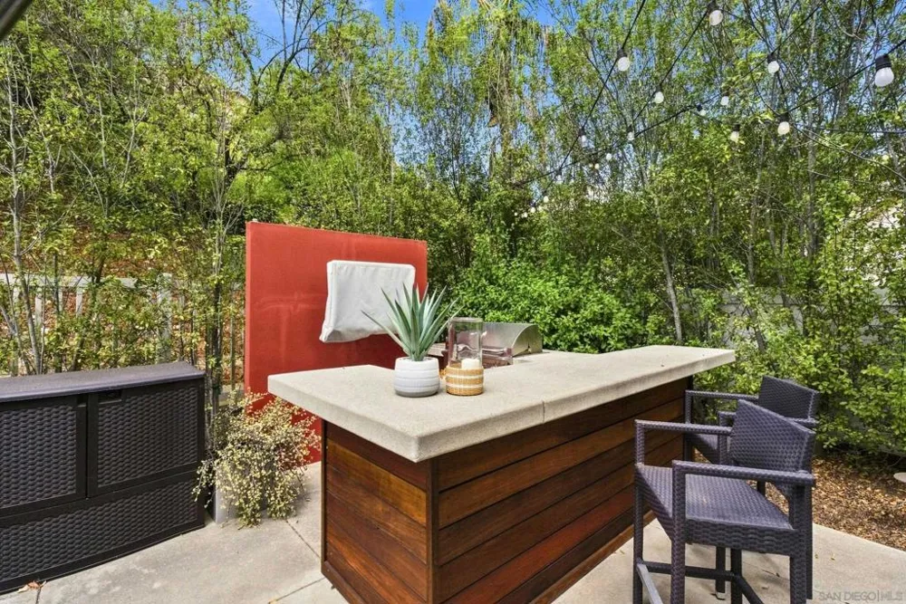12504 Cypress Woods San Diego, CA 92131