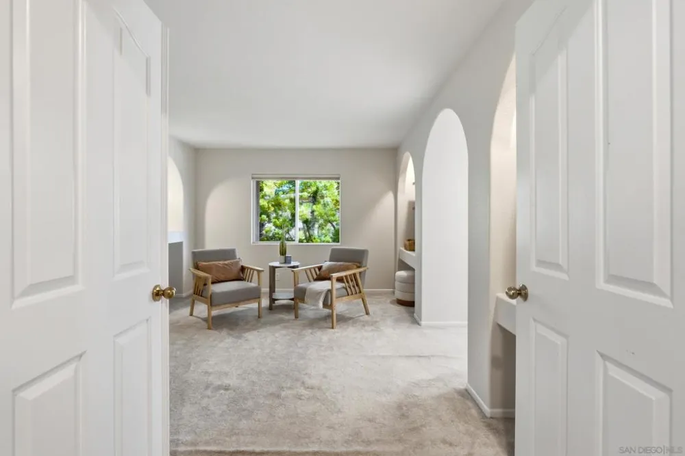 12504 Cypress Woods San Diego, CA 92131