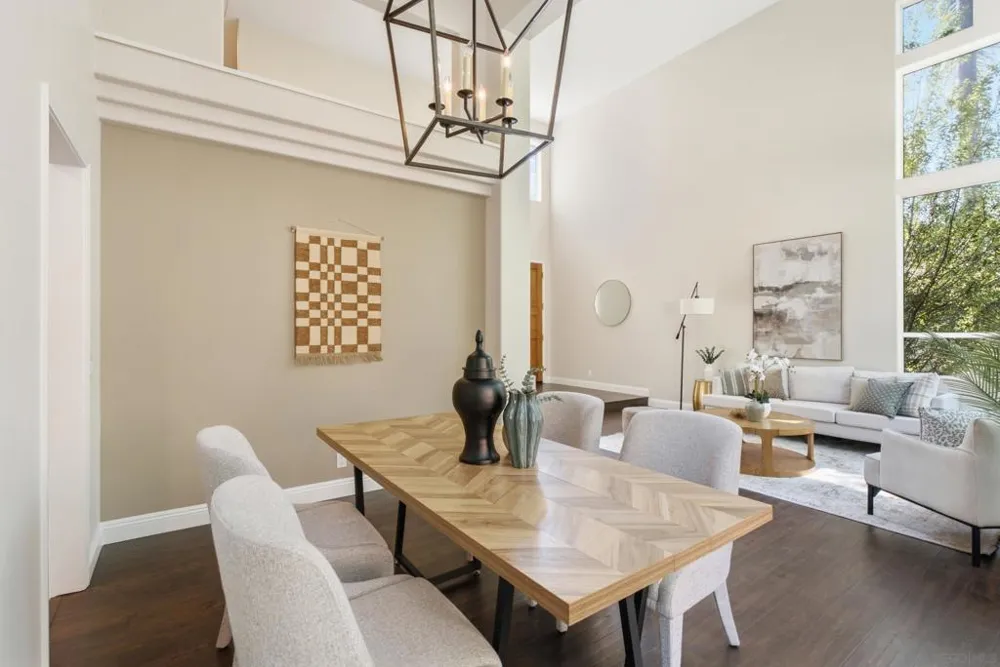 12504 Cypress Woods San Diego, CA 92131
