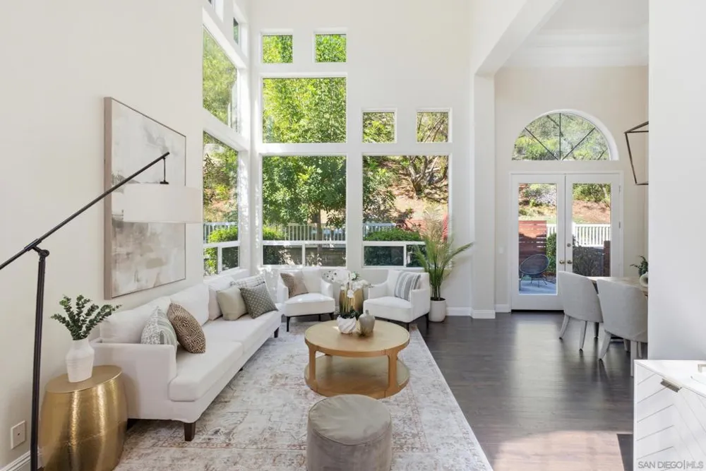 12504 Cypress Woods San Diego, CA 92131