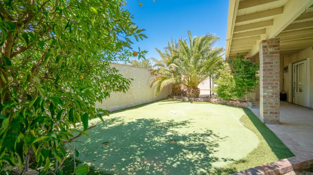 8582 Frontera Avenue Yucca Valley, CA 92284