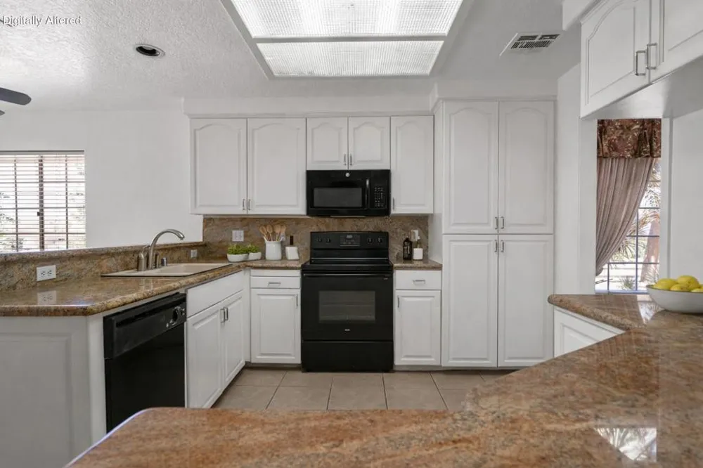 8582 Frontera Avenue Yucca Valley, CA 92284