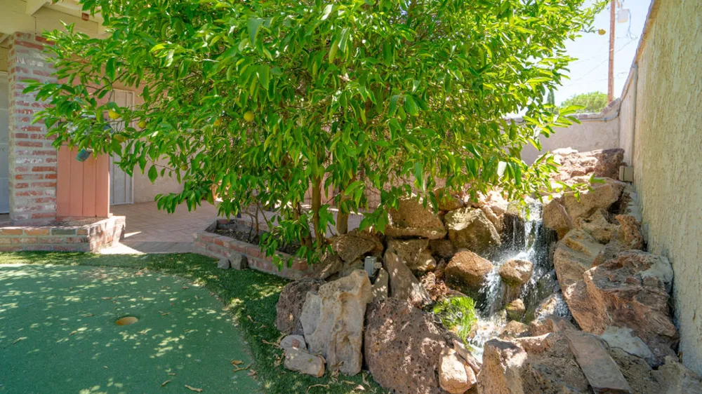8582 Frontera Avenue Yucca Valley, CA 92284