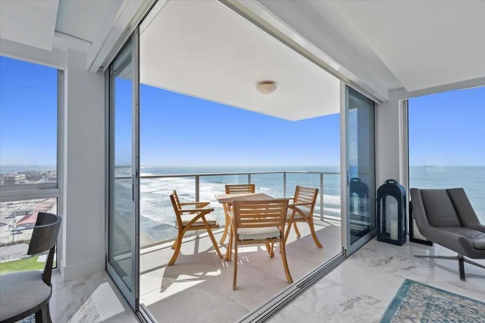1830 Avenida Del Mundo #1210 Coronado, CA 92118