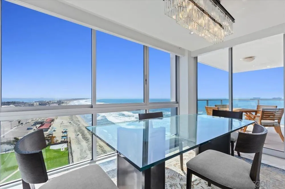 1830 Avenida Del Mundo #1210 Coronado, CA 92118