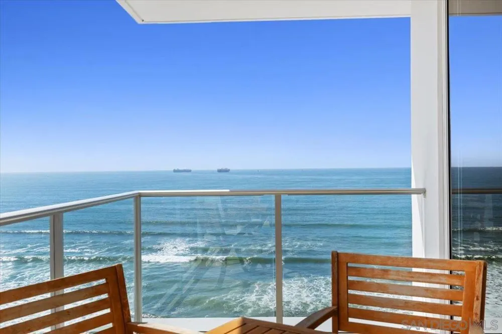 1830 Avenida Del Mundo #1210 Coronado, CA 92118