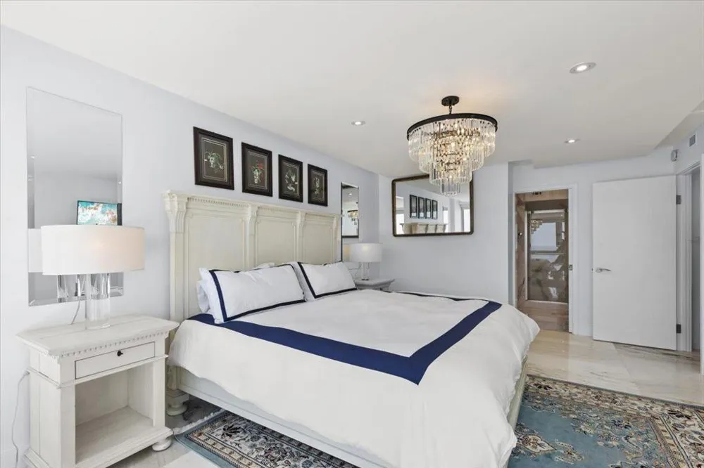 1830 Avenida Del Mundo #1210 Coronado, CA 92118