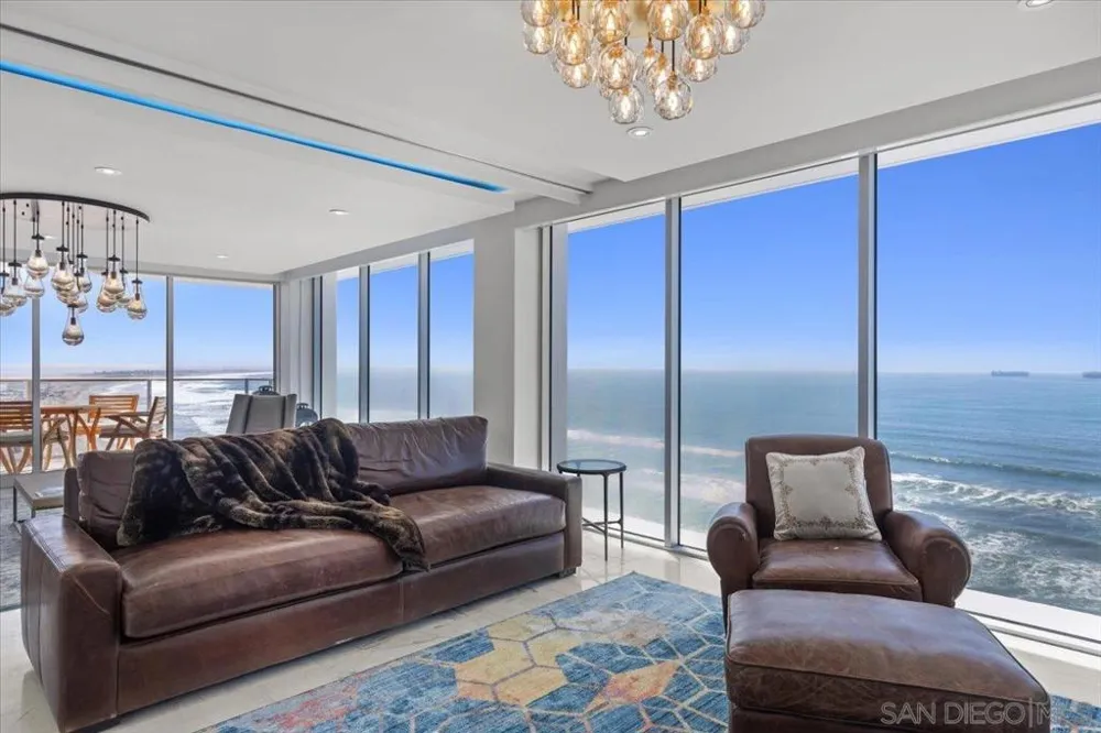 1830 Avenida Del Mundo #1210 Coronado, CA 92118