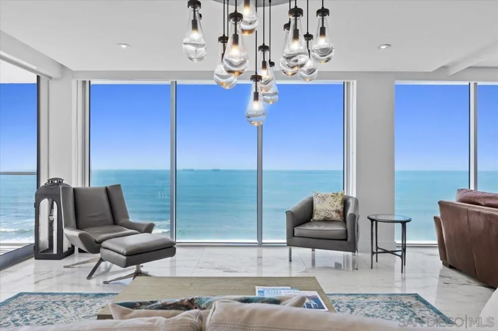 1830 Avenida Del Mundo #1210 Coronado, CA 92118