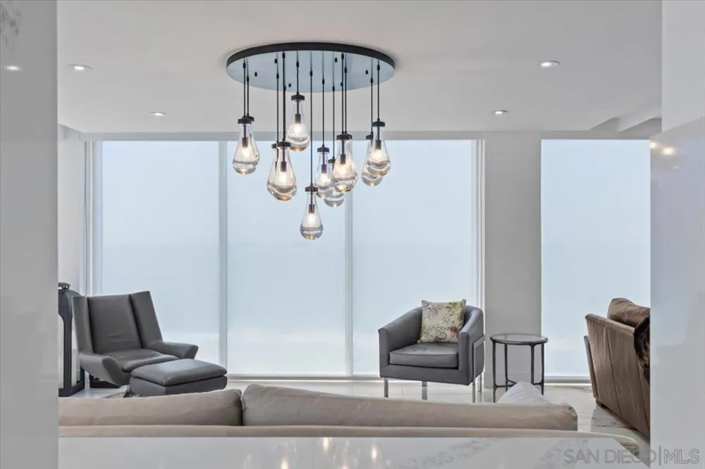 1830 Avenida Del Mundo #1210 Coronado, CA 92118