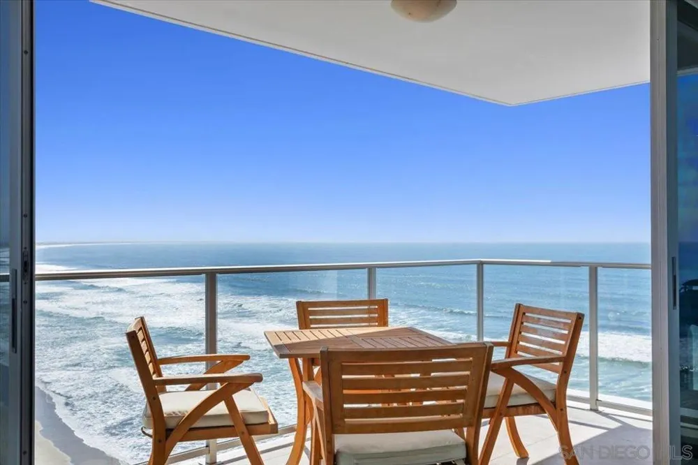 1830 Avenida Del Mundo #1210 Coronado, CA 92118