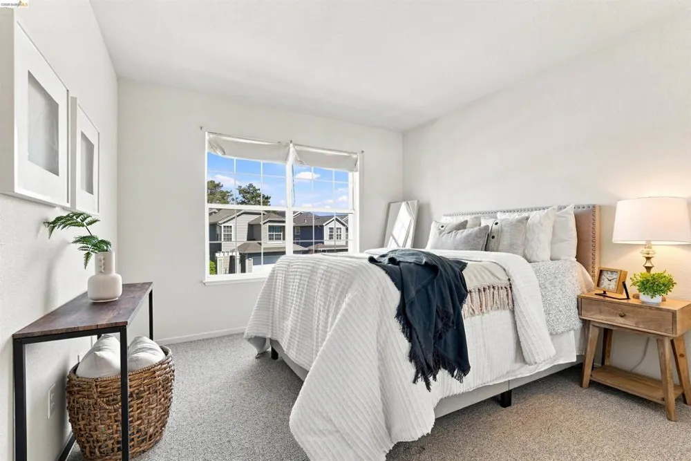 24 Southwind Cir Richmond, CA 94804