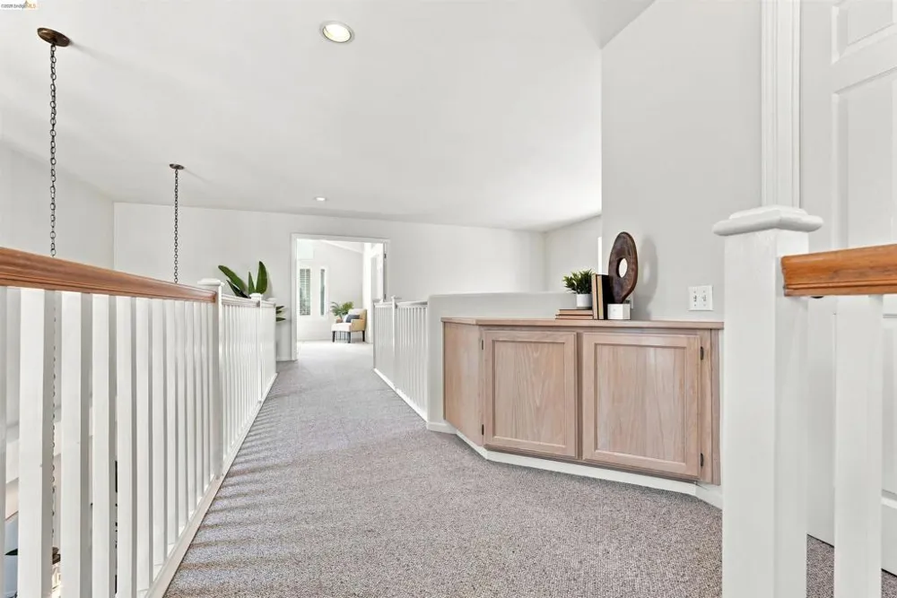 24 Southwind Cir Richmond, CA 94804