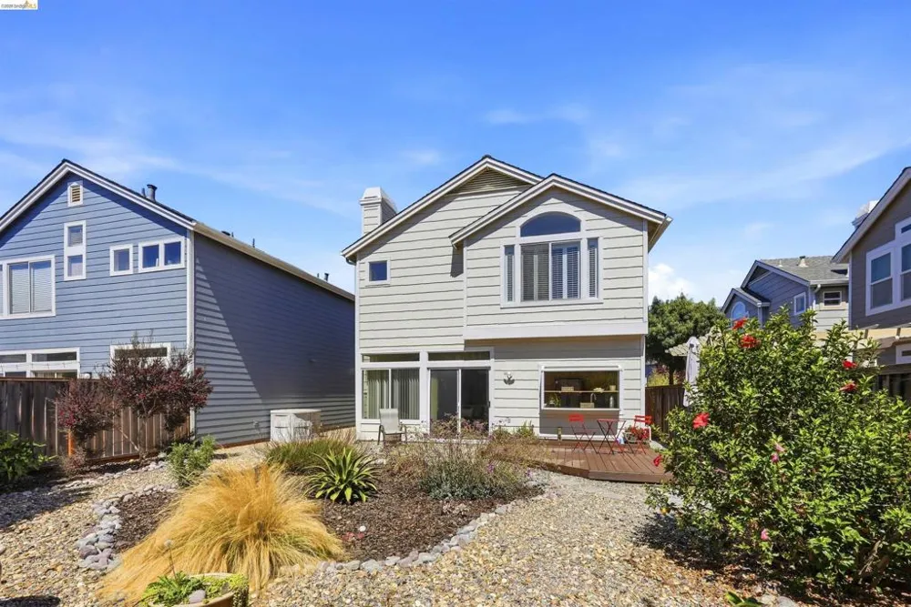 24 Southwind Cir Richmond, CA 94804
