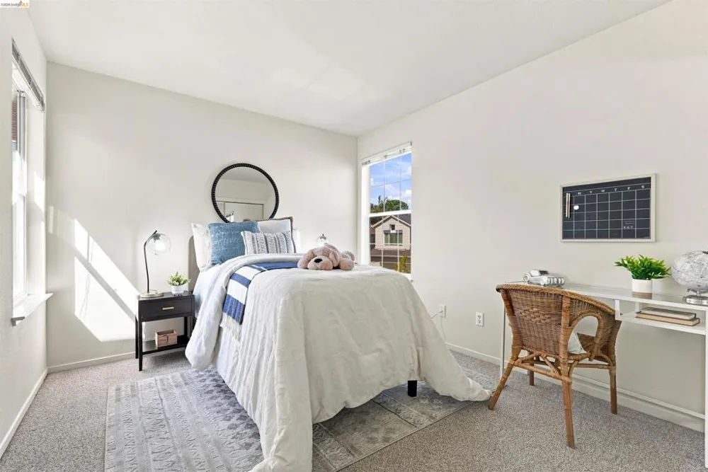 24 Southwind Cir Richmond, CA 94804