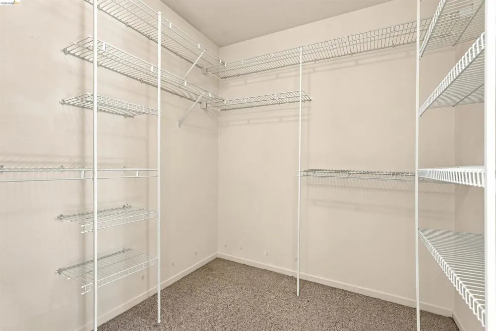 24 Southwind Cir Richmond, CA 94804