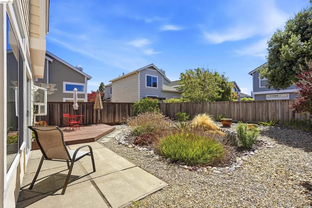 24 Southwind Cir Richmond, CA 94804