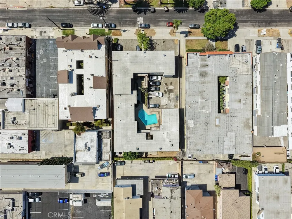 3750 Midvale Avenue Los Angeles, CA 90034