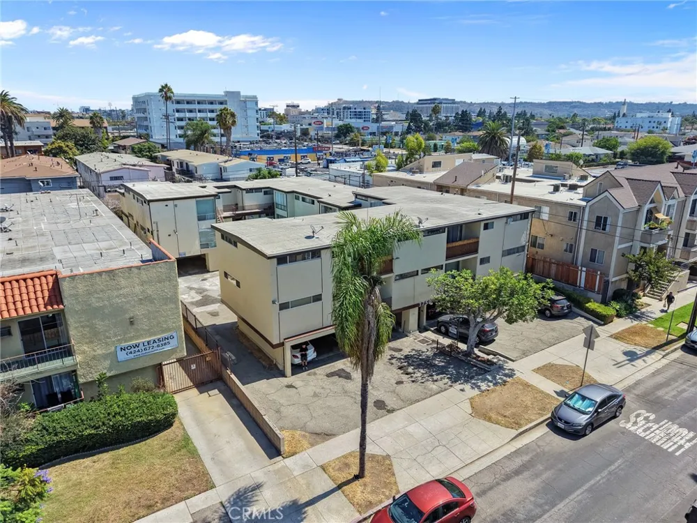 3750 Midvale Avenue Los Angeles, CA 90034