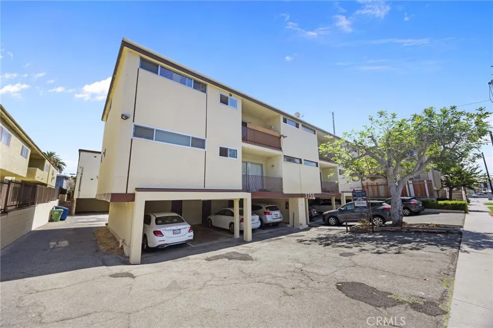 3750 Midvale Avenue Los Angeles, CA 90034