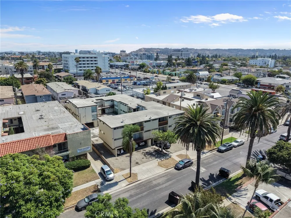 3750 Midvale Avenue Los Angeles, CA 90034