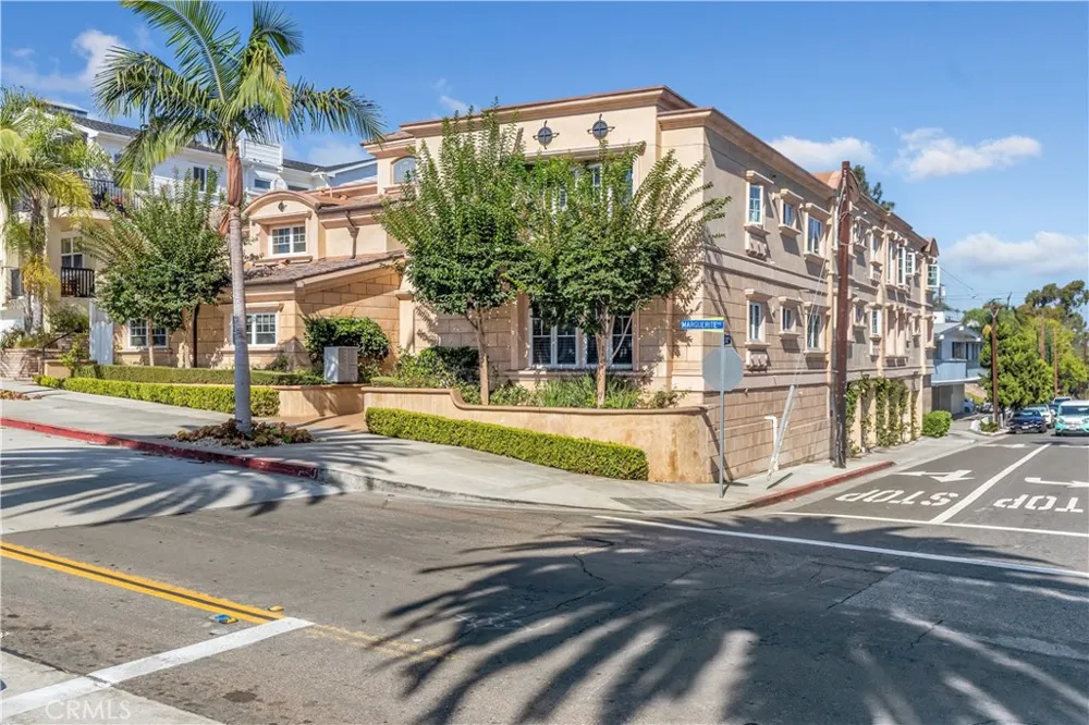 329 Marguerite Avenue #3 Corona del Mar, CA 92625