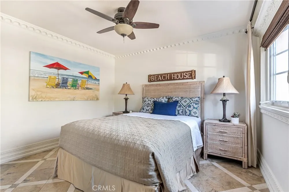 329 Marguerite Avenue #3 Corona del Mar, CA 92625