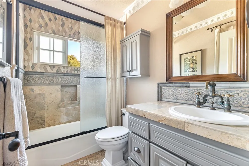 329 Marguerite Avenue #3 Corona del Mar, CA 92625