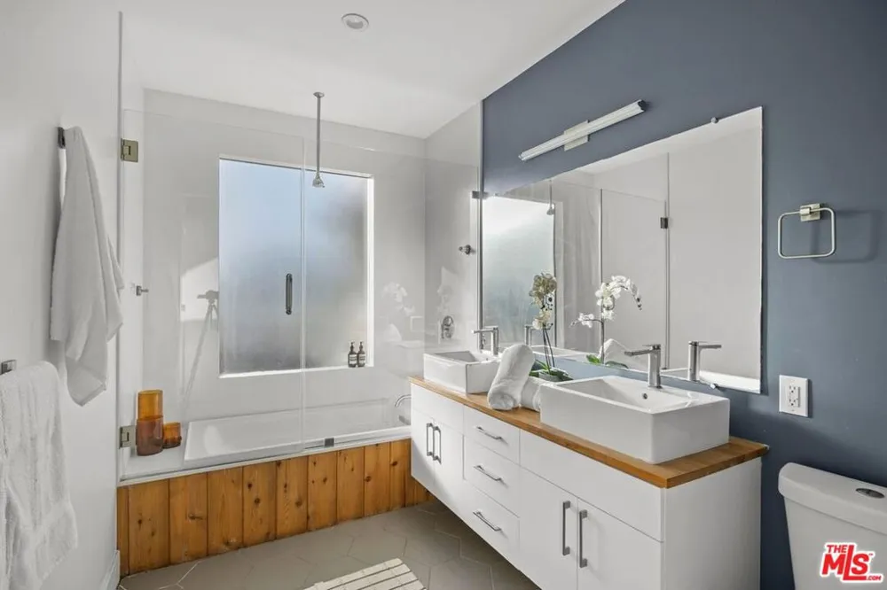 3731 Toland Way Los Angeles, CA 90065