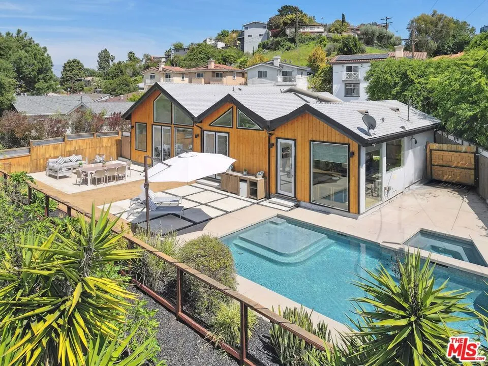 3731 Toland Way Los Angeles, CA 90065